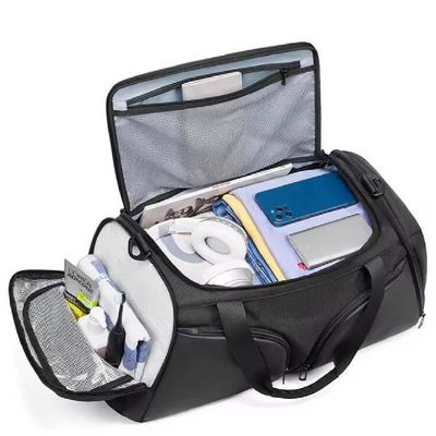 デュッフルバッグ 大容量 ジム スポーツバッグ アウトドア 防水旅行バッグ