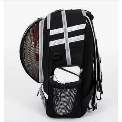 黒いスポーツバッグ サッカーボール バスケットボール バックパック