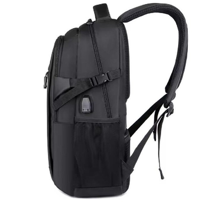 15.6インチ カスタム 防水 ビジネス旅行 ラップトップ バックパック USB充電