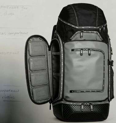 オーダーメイドロゴ 露天スポーツバッグ 反射ストライプ メッシュバックパネル ウォータープローフデザイン 徒歩 キャンプ 旅行